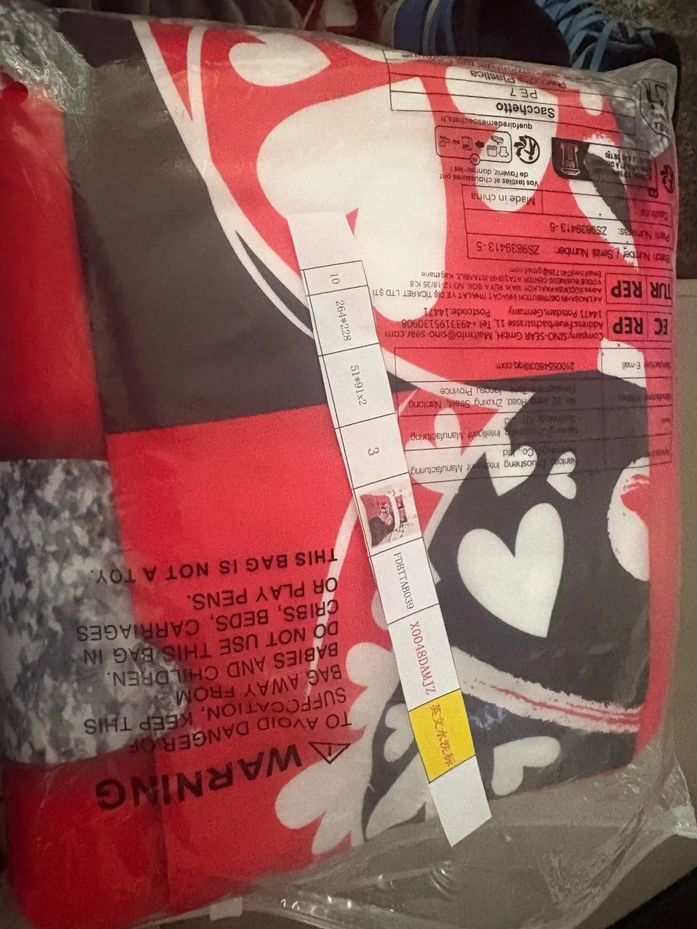 Romantic Red & Black Heart Bedding Set - Unbranded